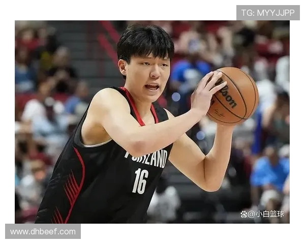 杨瀚森首节替补登场2分钟未得分 贡献2篮板展现拼劲