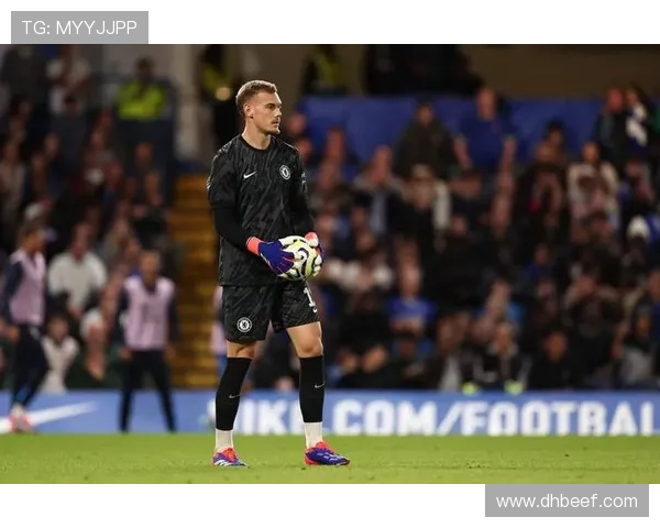 切尔西临时主帅：球队氛围积极球员未询问我发生了什么